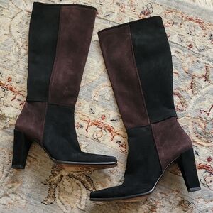 Stuart WEITZMAN geometric Suede Boots.